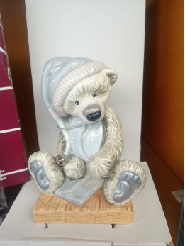Charlie Bear FROST No. 33